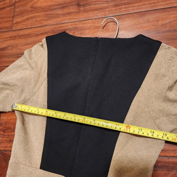 Trina Turk Elegant Black and Tan Colorblock Dress - Picture 9 of 10